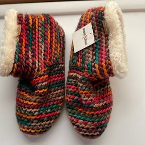 Minnetonka house slippers